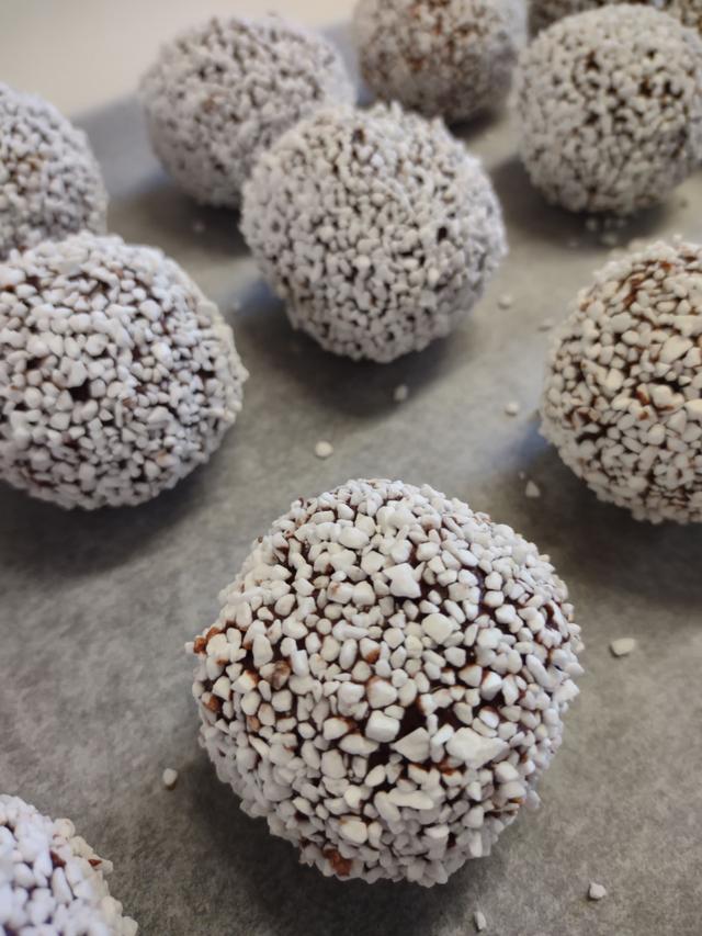 CHOKLADBOLL LYX